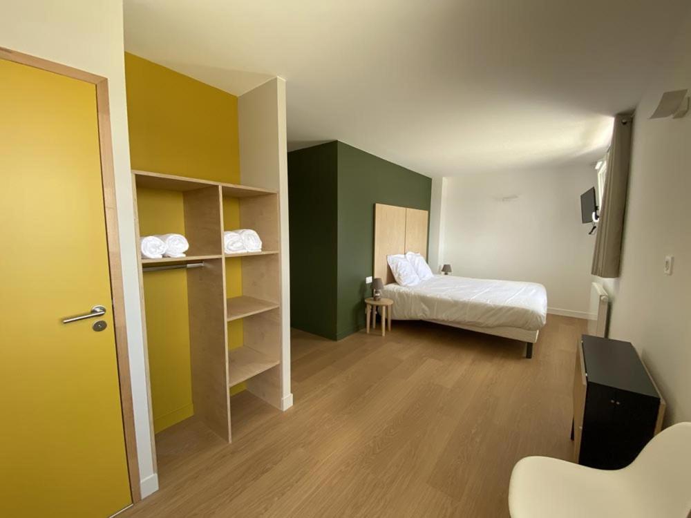 Chez Mamita Hotel Landivisiau Buitenkant foto